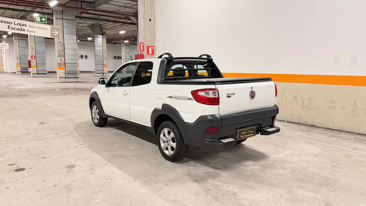 Fiat Strada Freedom 1.4 Flex 8V CD 2020 - Foto 5