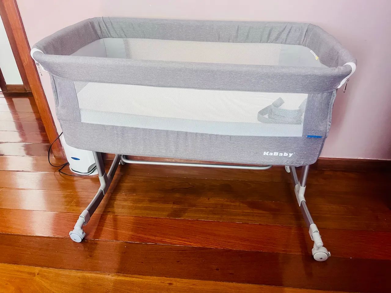 Berço portátil acoplável Kababy + colchão + ninho  