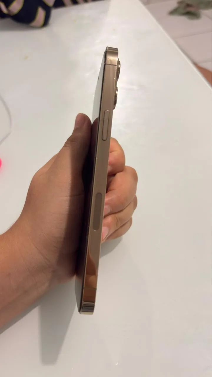 iPhone 12 Pro Max - Foto 2