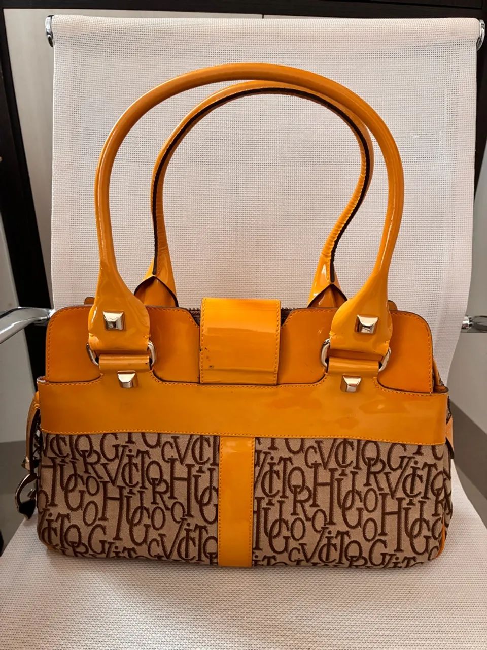 Bolsa Victor Hugo  - Foto 2