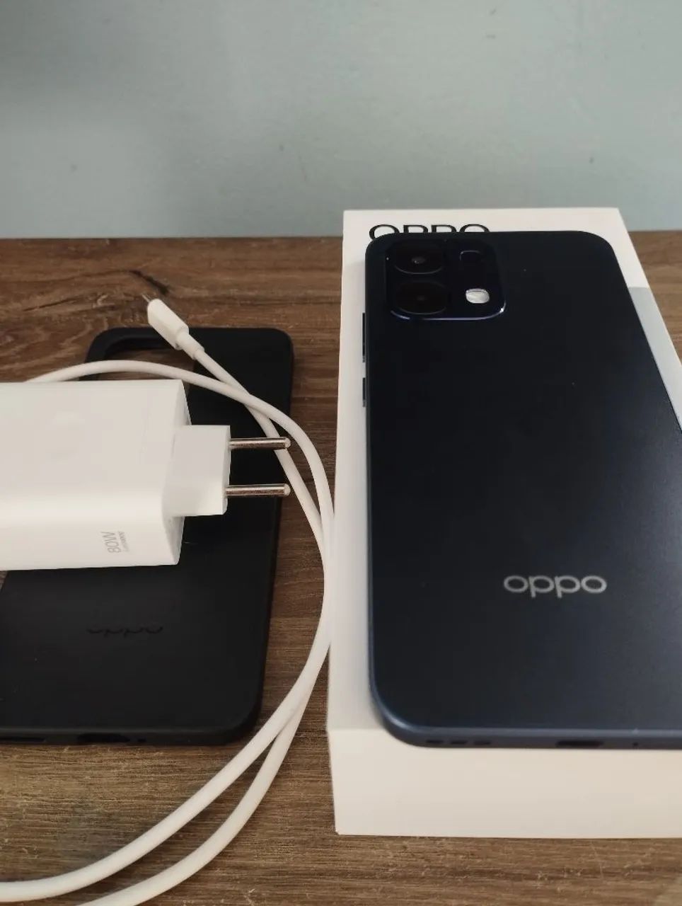 Oppo A6 Pro - Foto 2