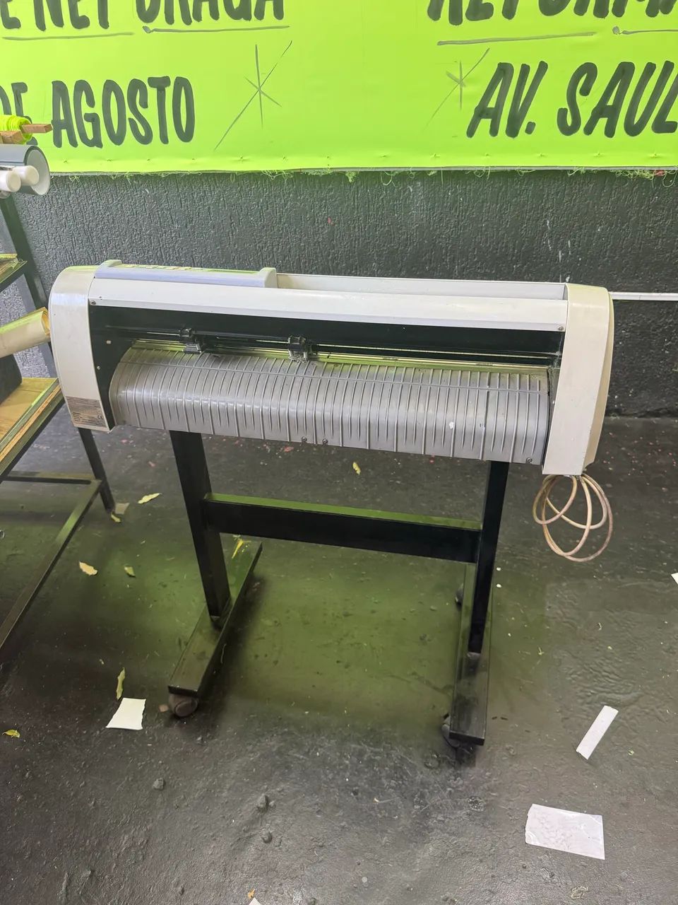 Vendo máquina plotter de recorte - Foto 3