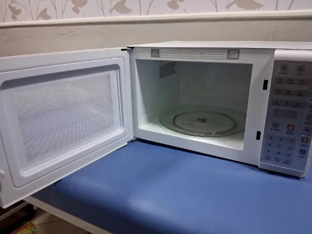 Micro-ondas 31Litros