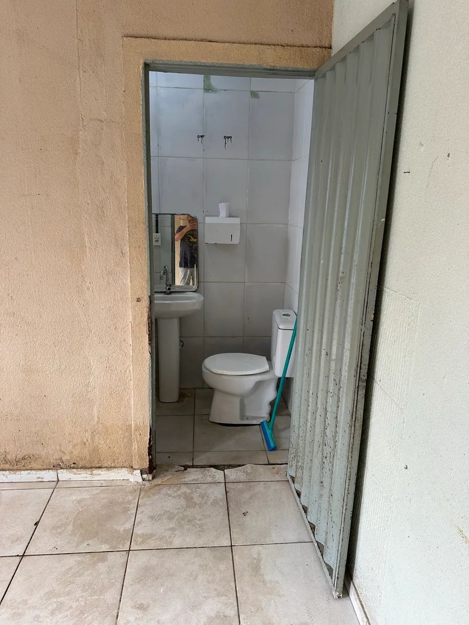 Aluguel sala comercial particular valor 1600 - Foto 4
