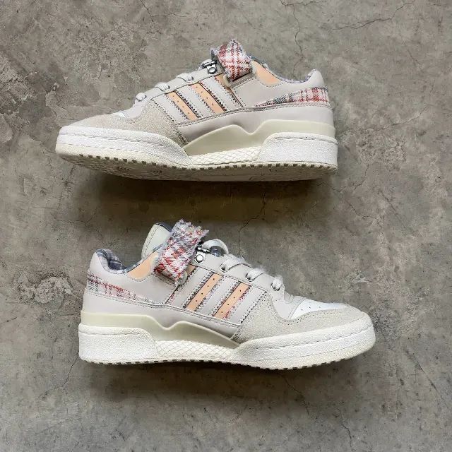Adidas Forum Low - Foto 2