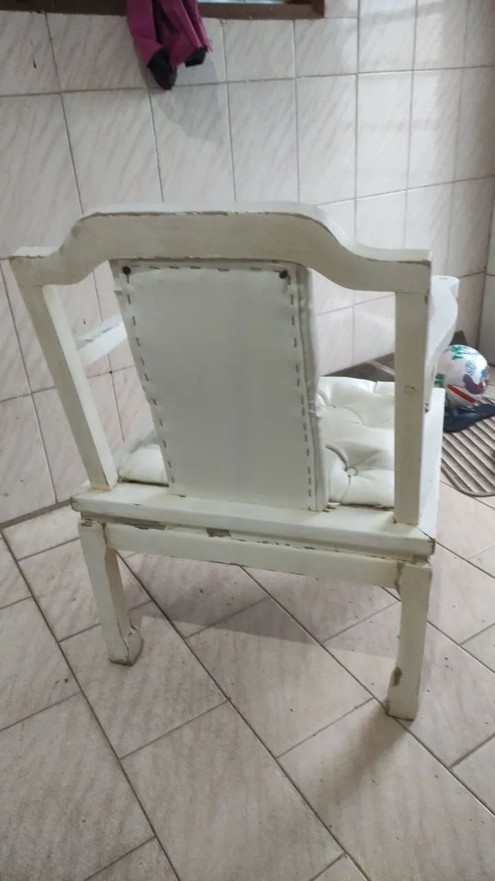 Vendo ou troco cadeira antiga relíquia Clássico Colonial  - Foto 4