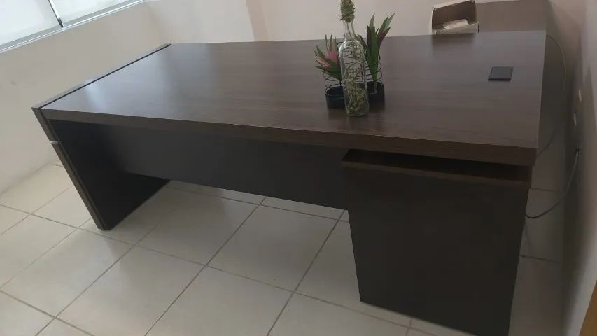 Mesa de Escritório em L