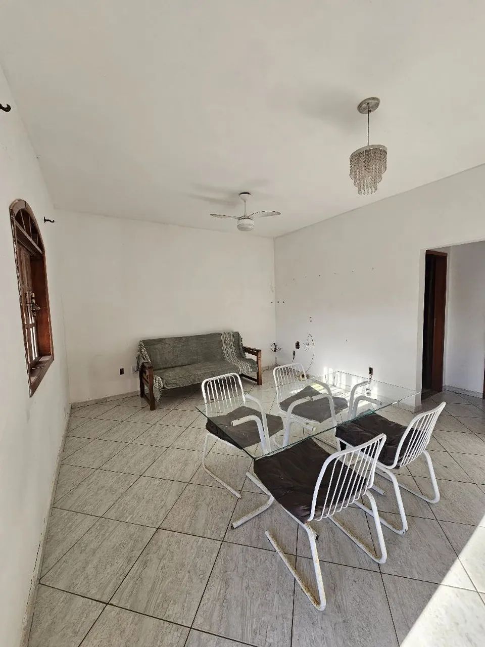 Bela casa com amplo espaço. - Foto 8