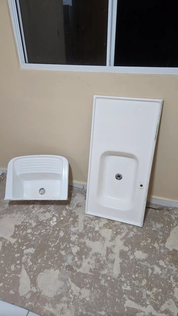 Sink and Washbasin Set for Apartment or Studio