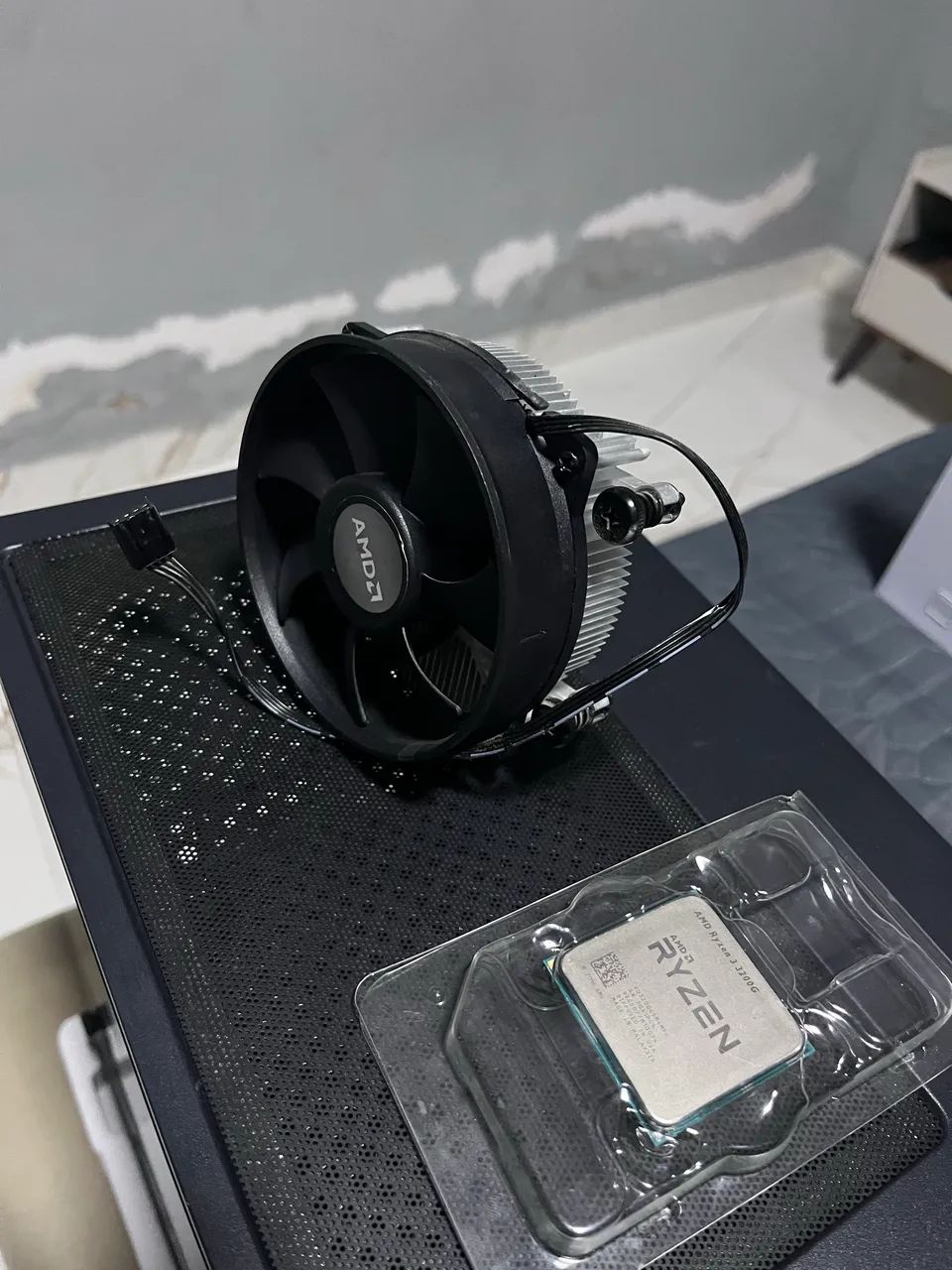  RYZEN 3 3200G com vídeo integrado 