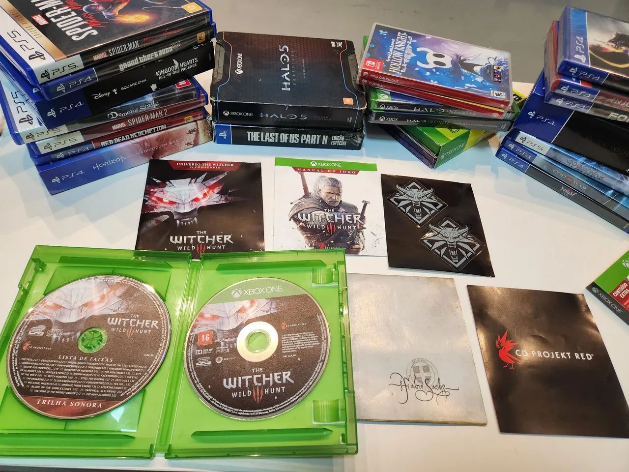 The Witcher 3 Xbox com encarte e mapa - Foto 2
