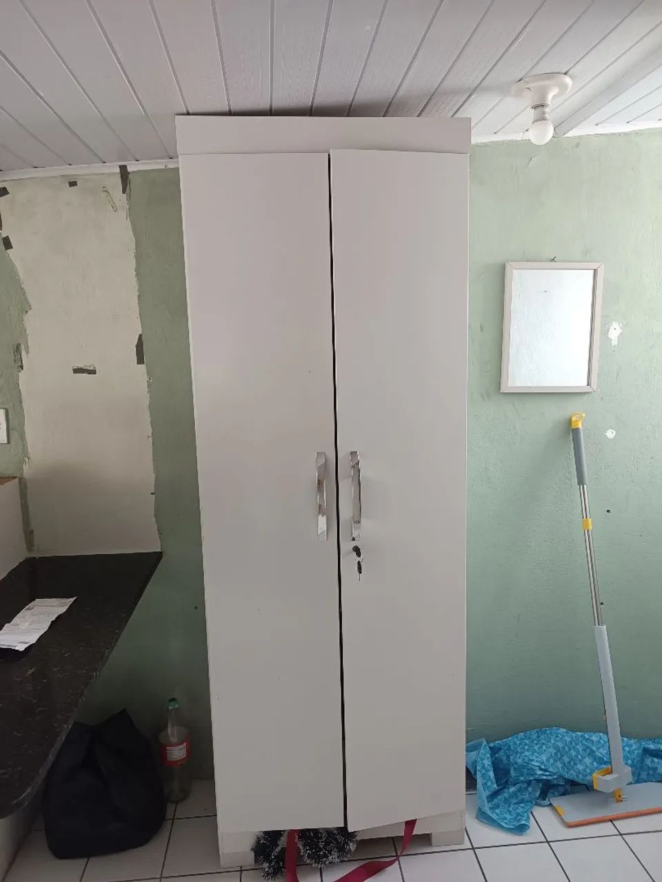 GUARDA ROUPA DE SOLTEIRO 