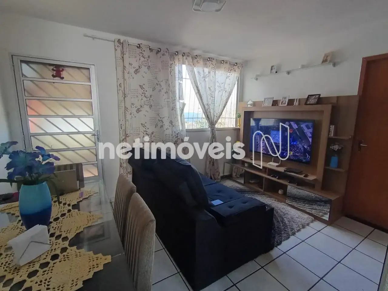 Apartamento de 2 quartos no bairro Paulo XI