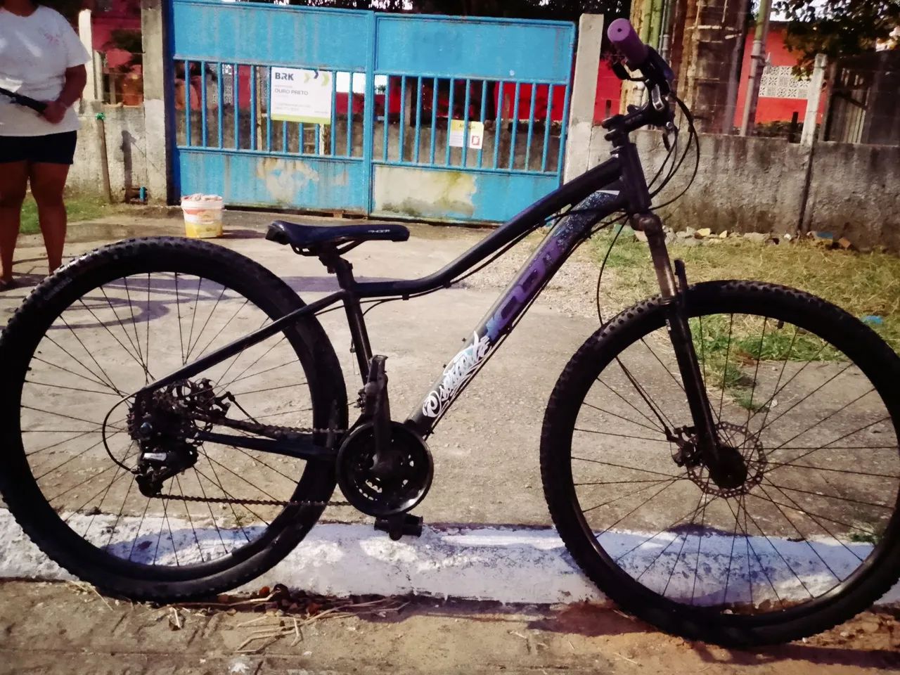 Bicicleta aro 29, freio a disco 