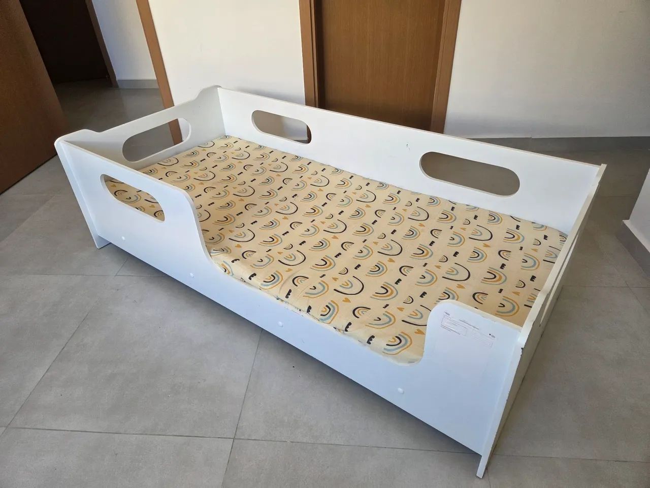 Cama infantil com colchão  - Foto 2