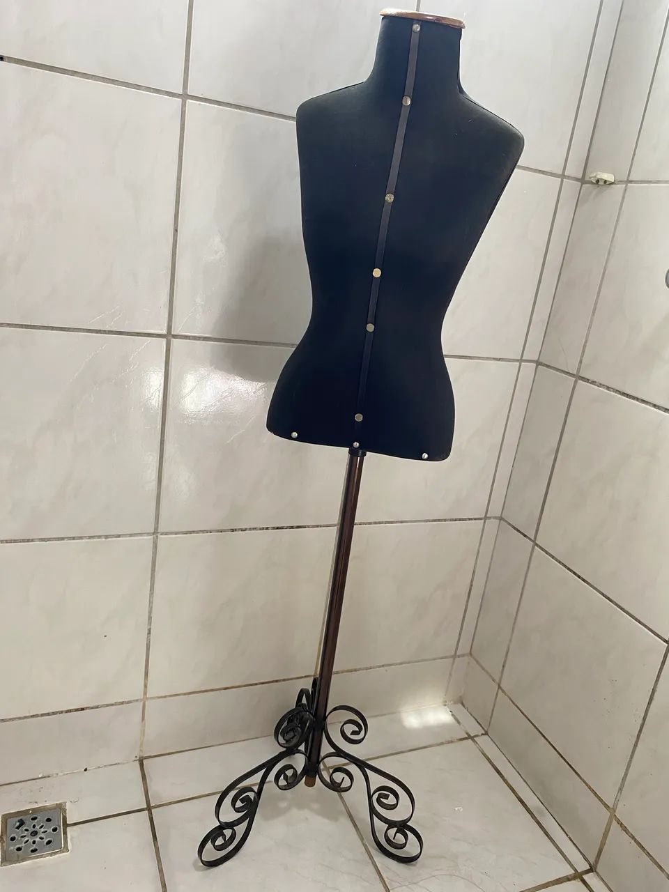 Manequim com pedestal suporte 