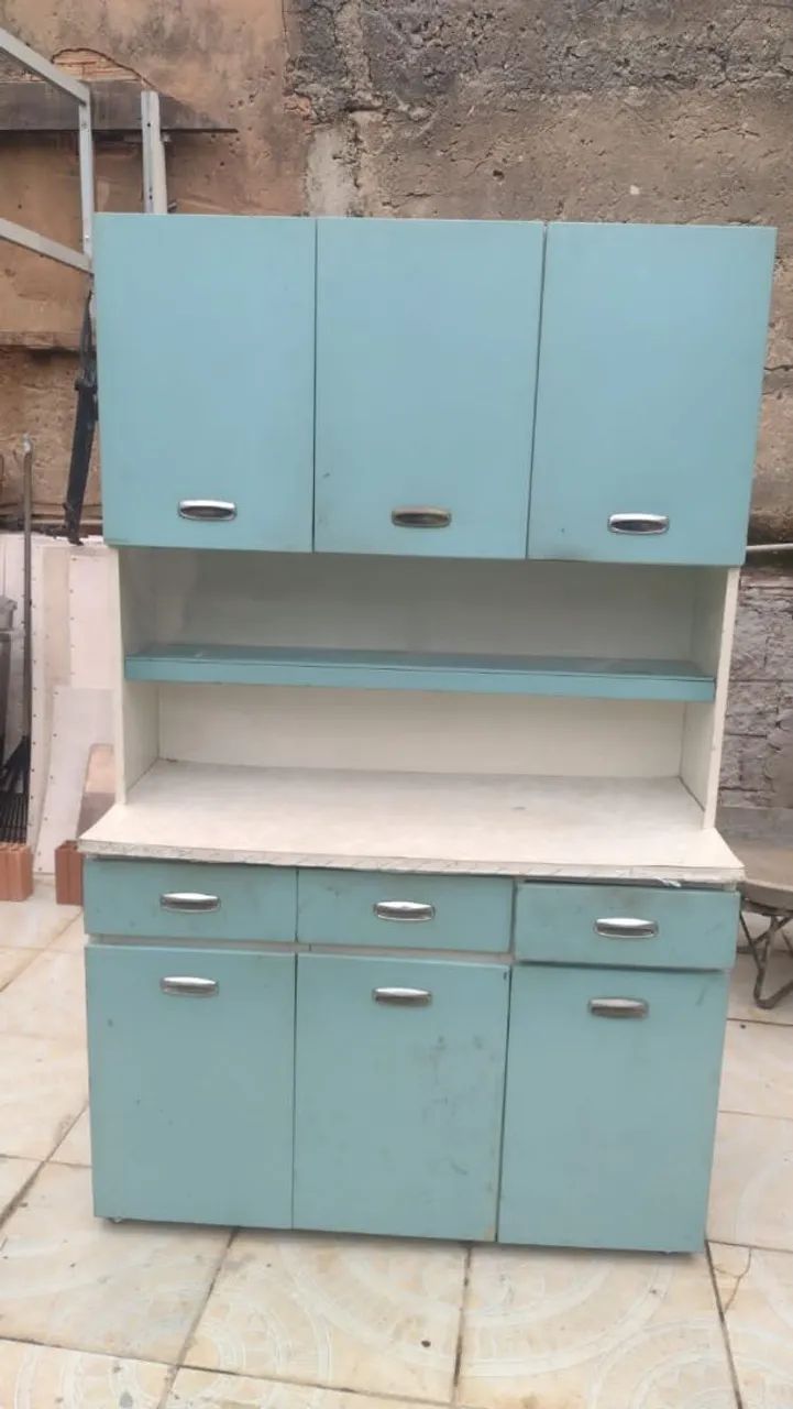 Armário de cozinha em aço 