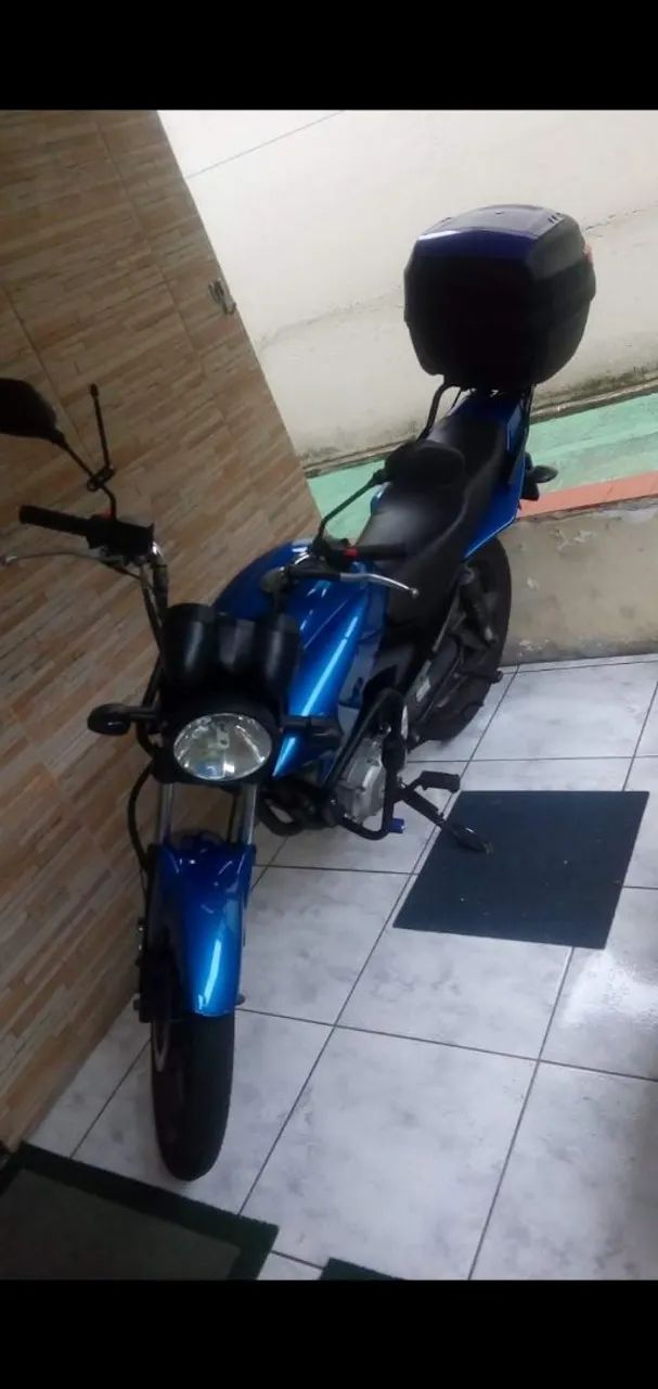 Vendo moto conservada 