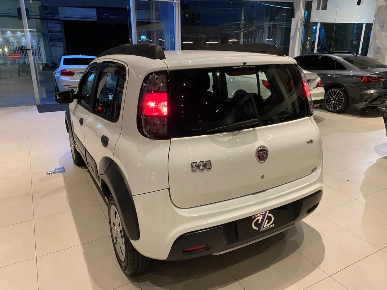 Fiat Uno WAY 1.0 Flex 6V 5P 2017 - Foto 5
