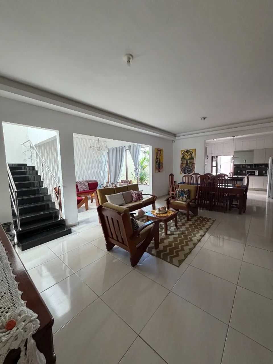 Linda CASA na cidade universitária com 7 quartos e 7 suítes