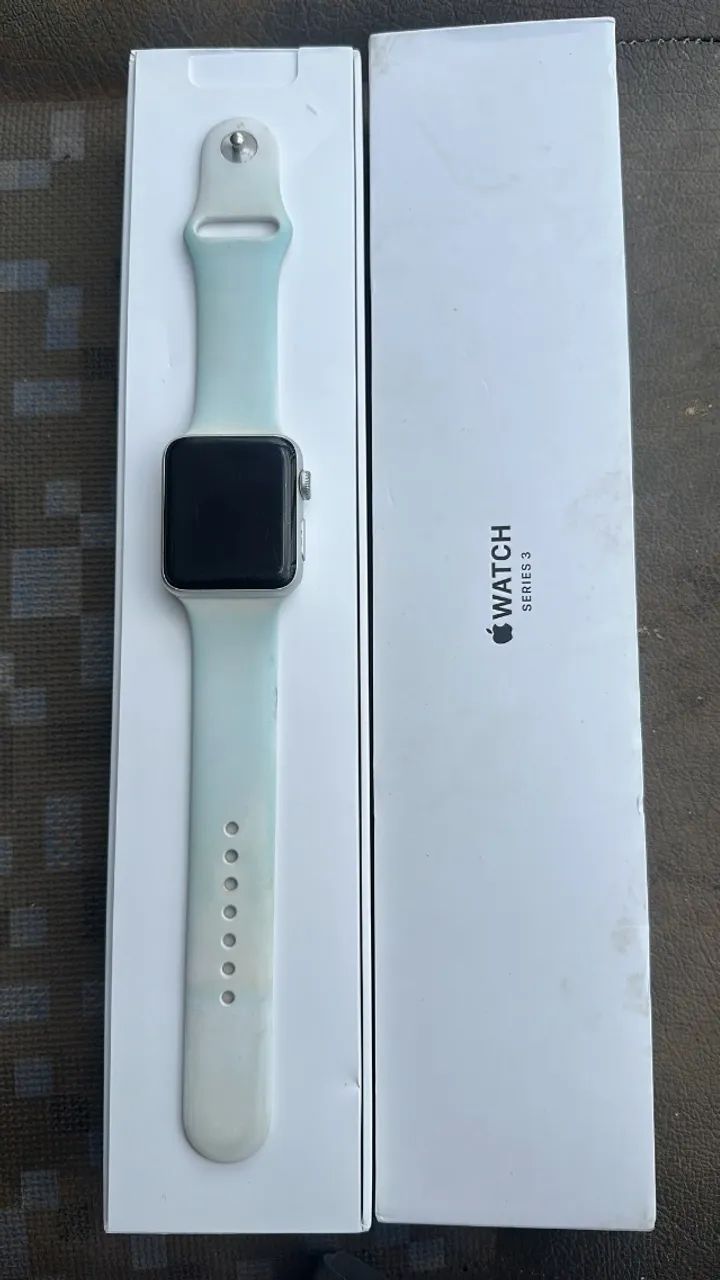 Apple Watch Series 3 42mm Silver - OLX Pay - Parcelo 18x - Prata