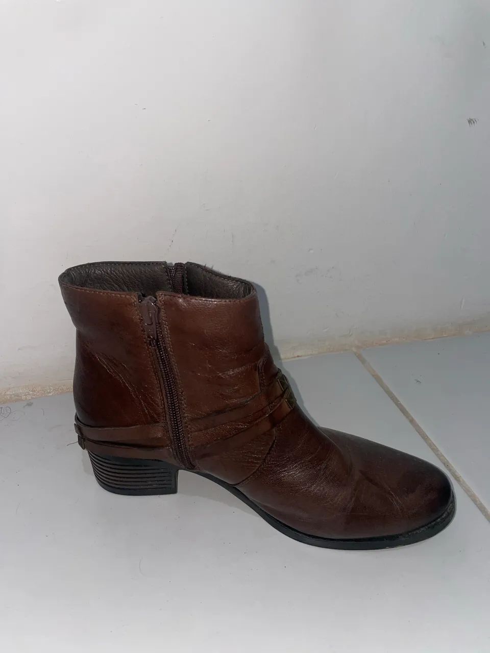 Bota cano baixo arezzo - Foto 3