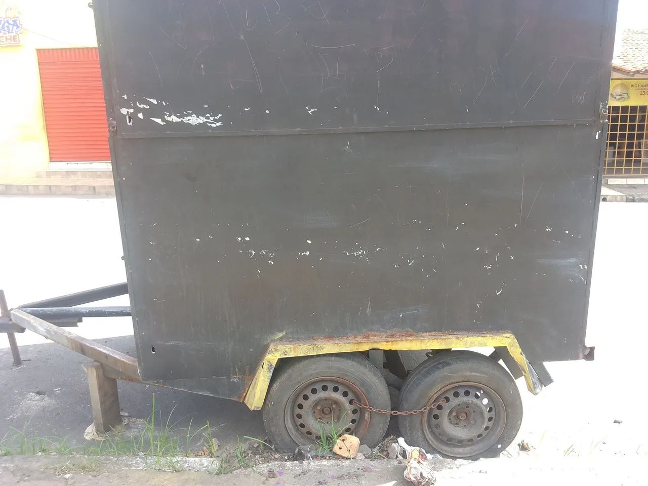 Vendo trayler dois eixos