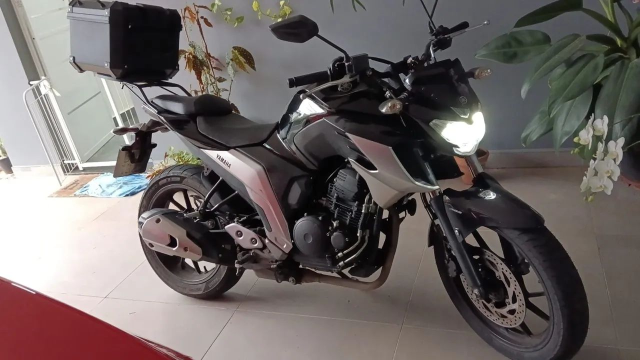 Fazer 250 2020 baixo km - Foto 2
