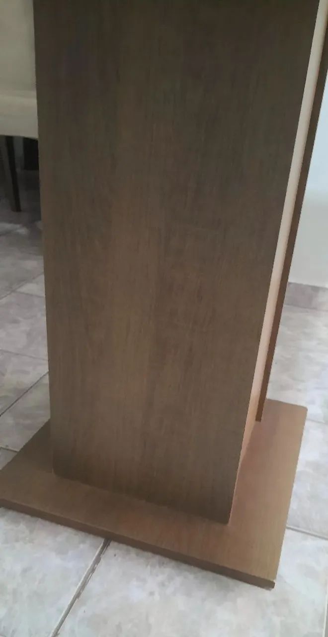 Mesa de jantar com tampo de vidro. - Foto 3