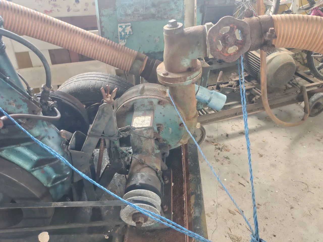 Motor com bomba de Água  - Foto 4