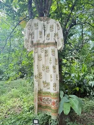 vestido farm midi luna estampado - Foto 2