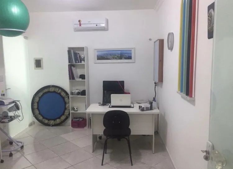 ALUGA-SE CLÍNICA COMPLETA OU ESPAÇO COMERCIAL - SÃO PEDRO DA ALDEIA/RJ - Foto 3