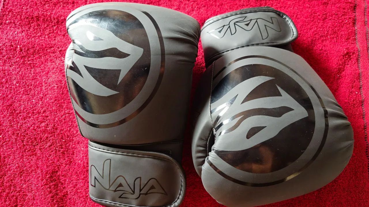 Luvas Muay Thai/Boxe.
