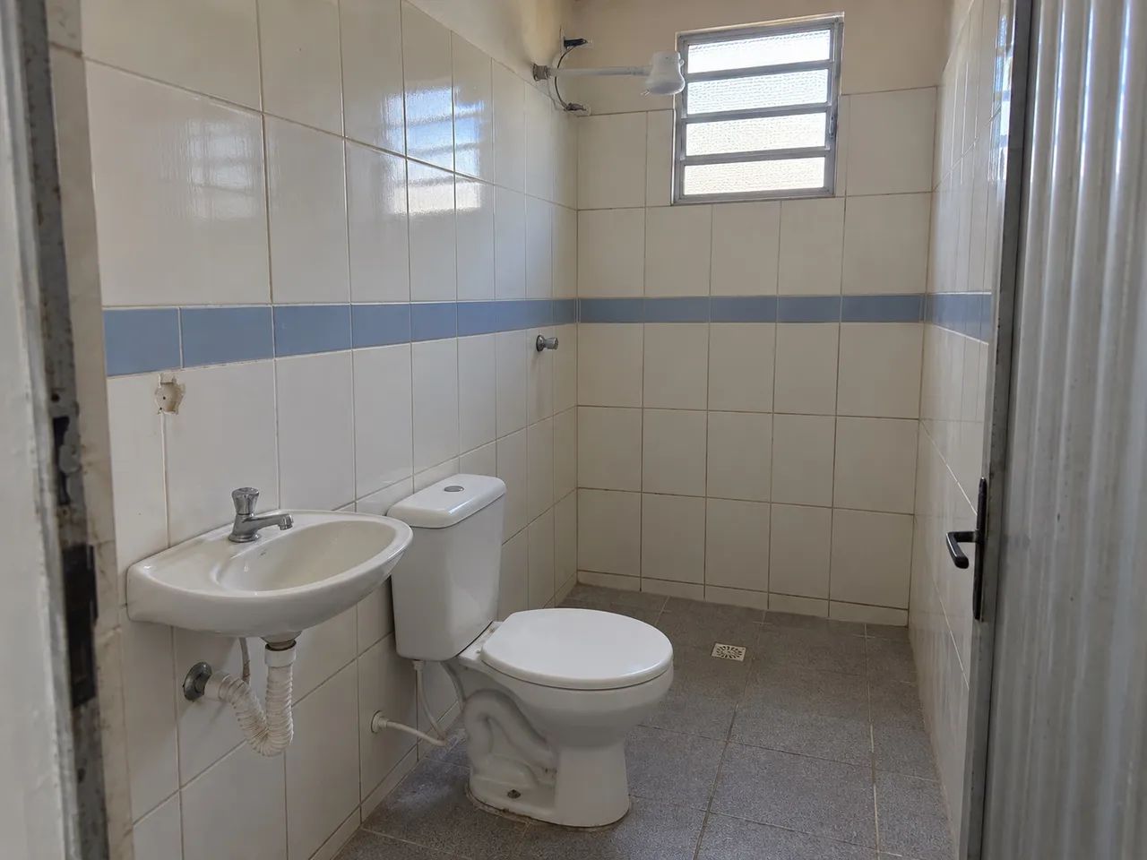 CASA A VENDA NO ÁLVARO WEYNE, COM 2 QUARTOS - Foto 4