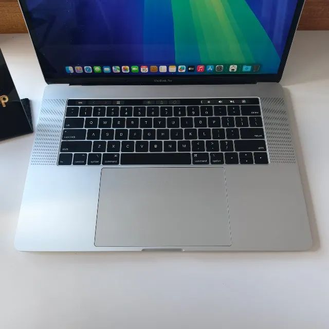 MACBOOK PRO 16 TOUCHBAR 2019 - I9, 32GB/256GB - 215 CICLOS