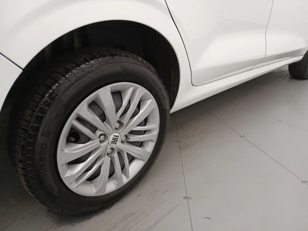 Fiat Cronos DRIVE 1.3 8V Flex Aut., foto 14 de 18