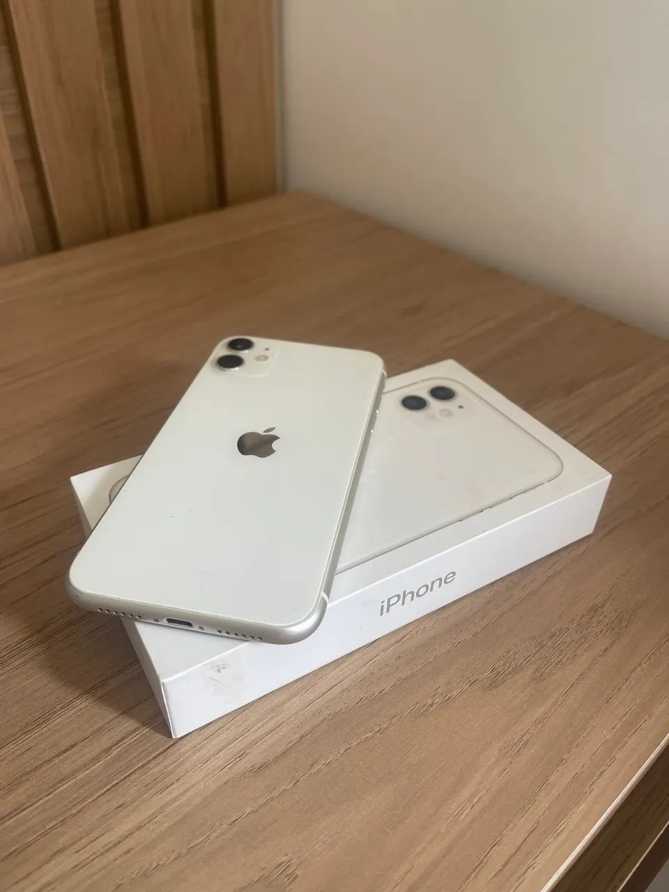 iPhone 11 - 64GB