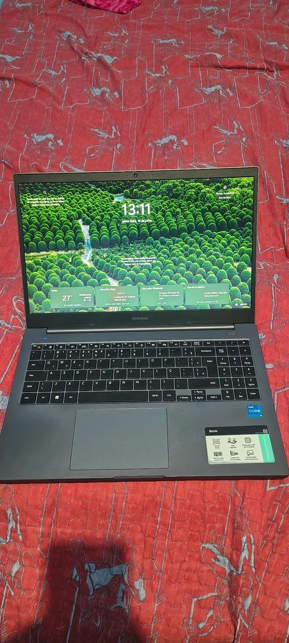 Vende-se notebook Samsung book i5 semi novo