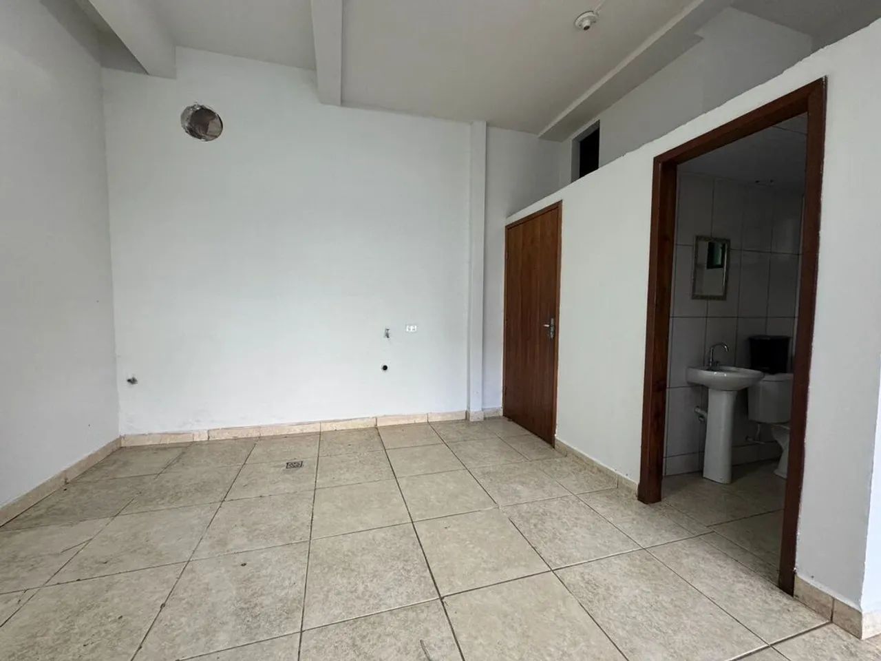 Sala Comercial com 37m² na Avenida Tuiuti  Maringá / Paraná - Foto 3