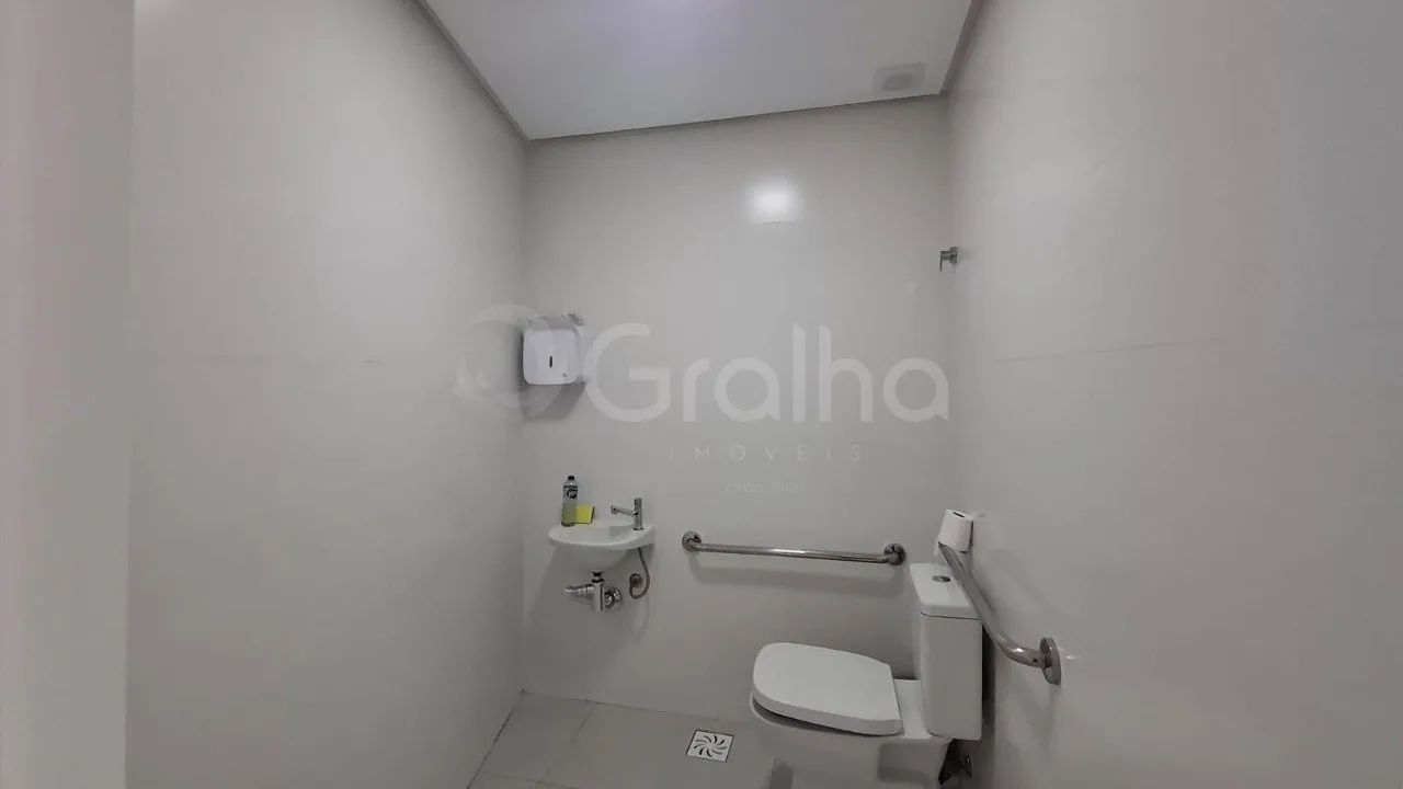 Sala Comercial de 71m² na Trindade - Foto 2