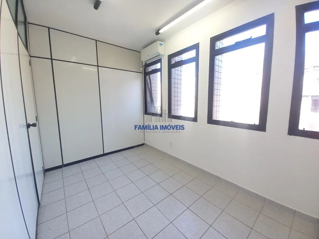Alugar sala comercial Executive Tower Gonzaga Santos SP - Foto 8