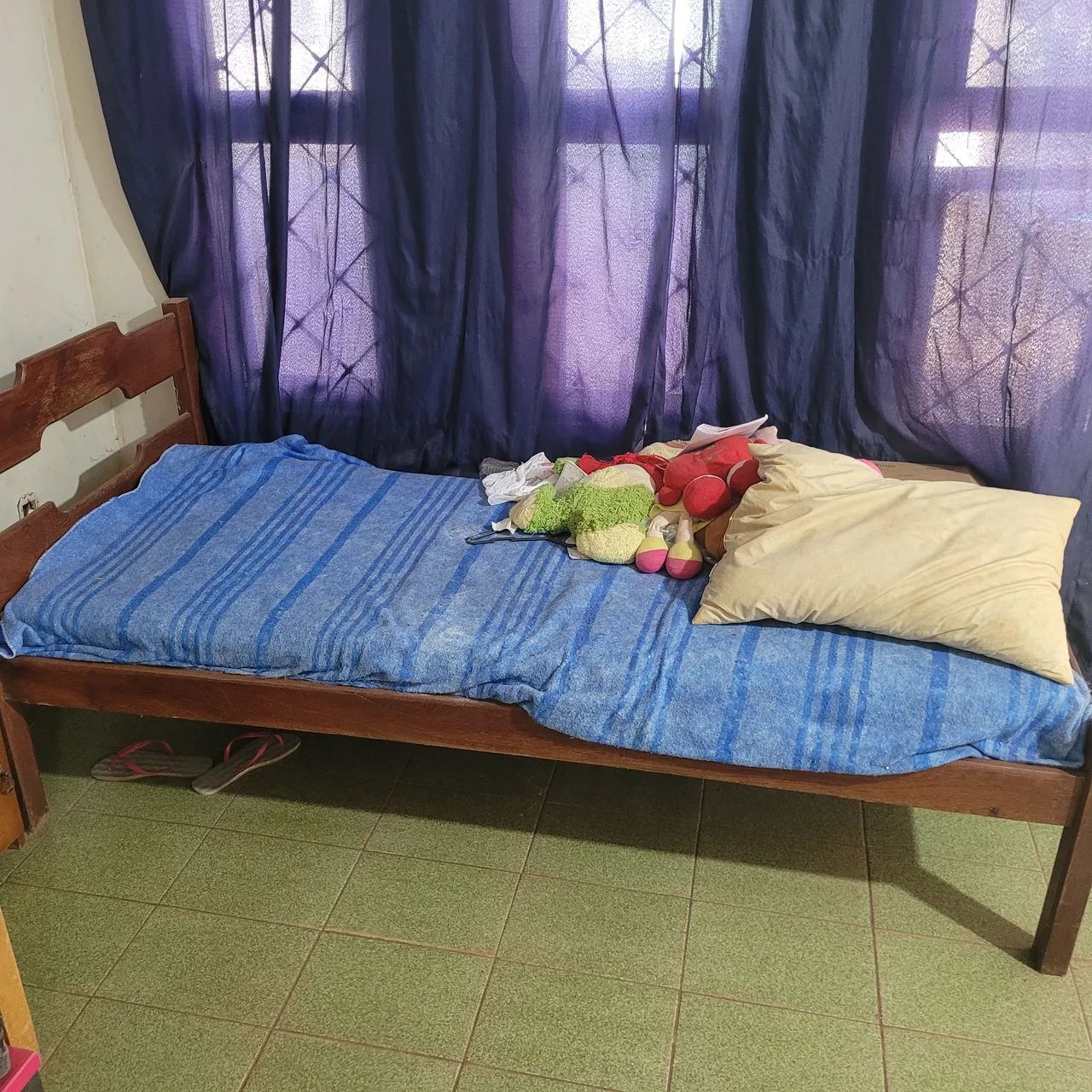 Cama de solteiro de madeira + colchão ortopédico de brinde - Foto 4