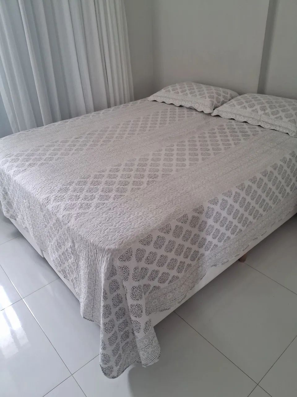 Cama Queen