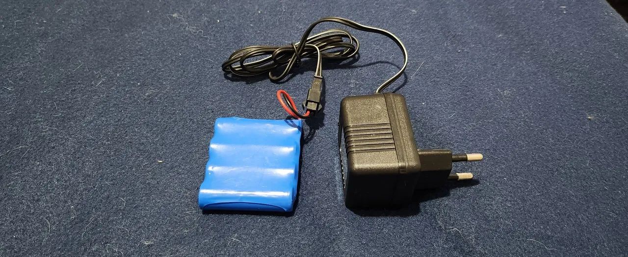Adaptador ac dc mais bateria  - Foto 2