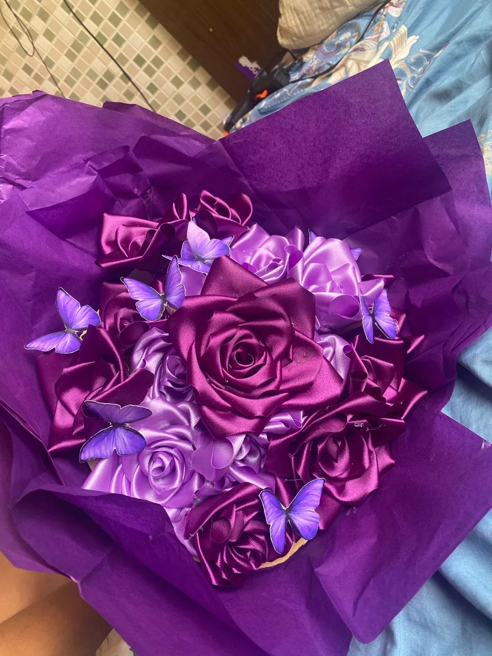 Buquê rosas de cetim - Foto 3