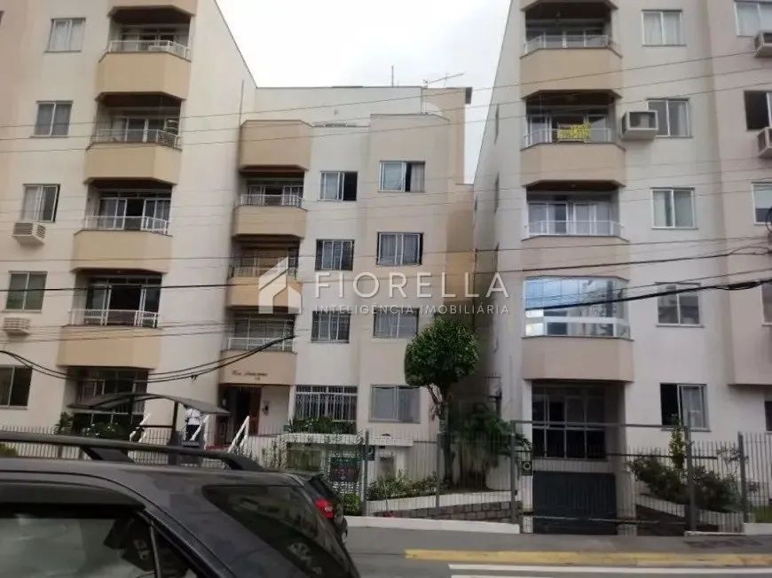 Apartamento à venda com 03 dormitórios, sendo 01 suíte no Abraão - Florianópolis - Foto 2