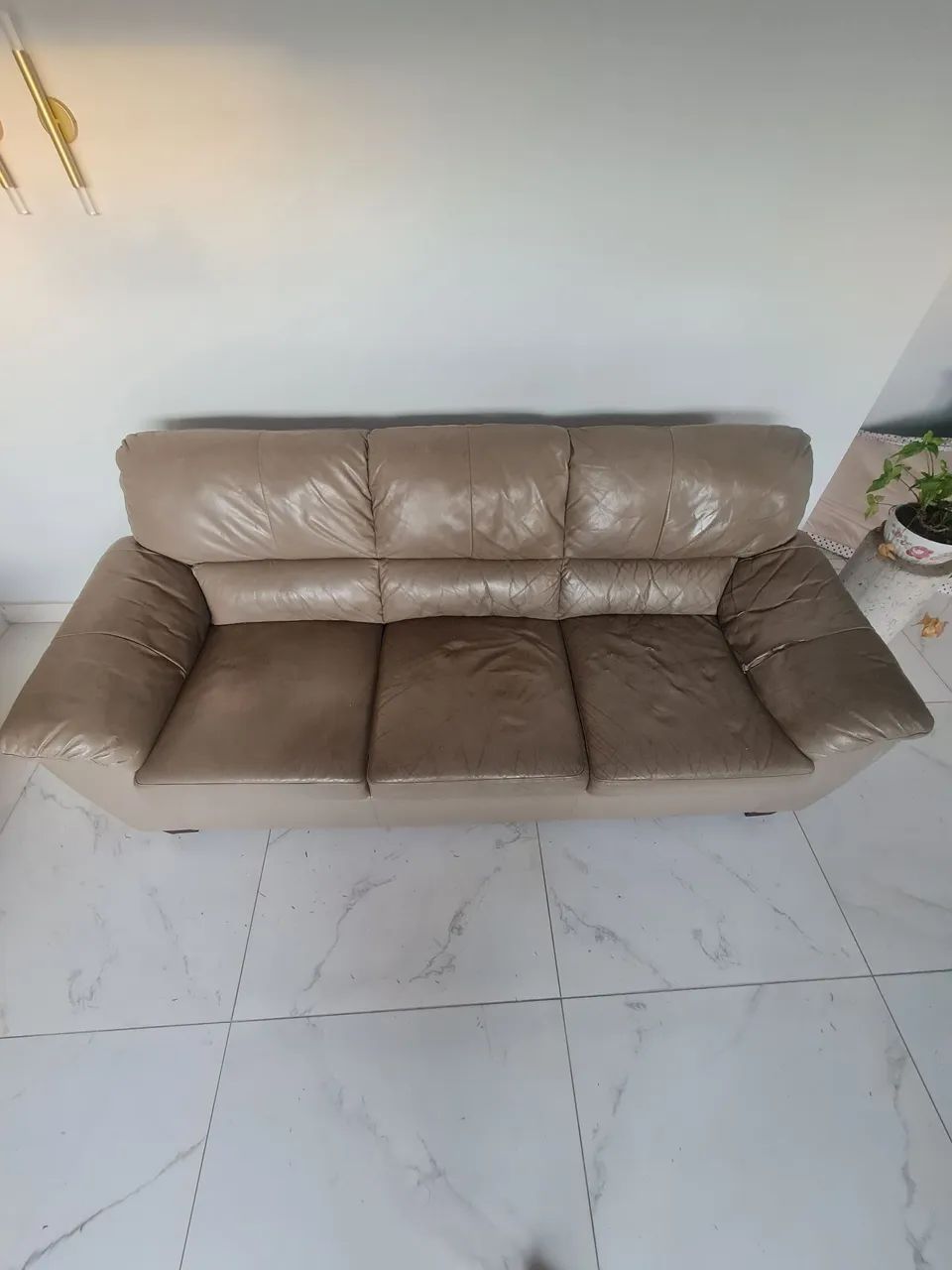 VENDE-SE SOFÁ DE 3 LUGAR - Foto 5