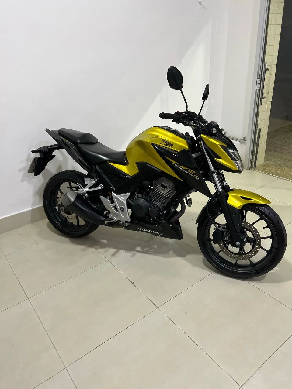 Cb Twister 300f - Foto 2