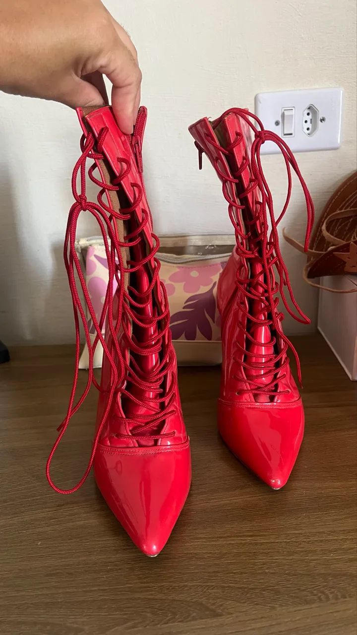 Bota vermelha - Foto 3