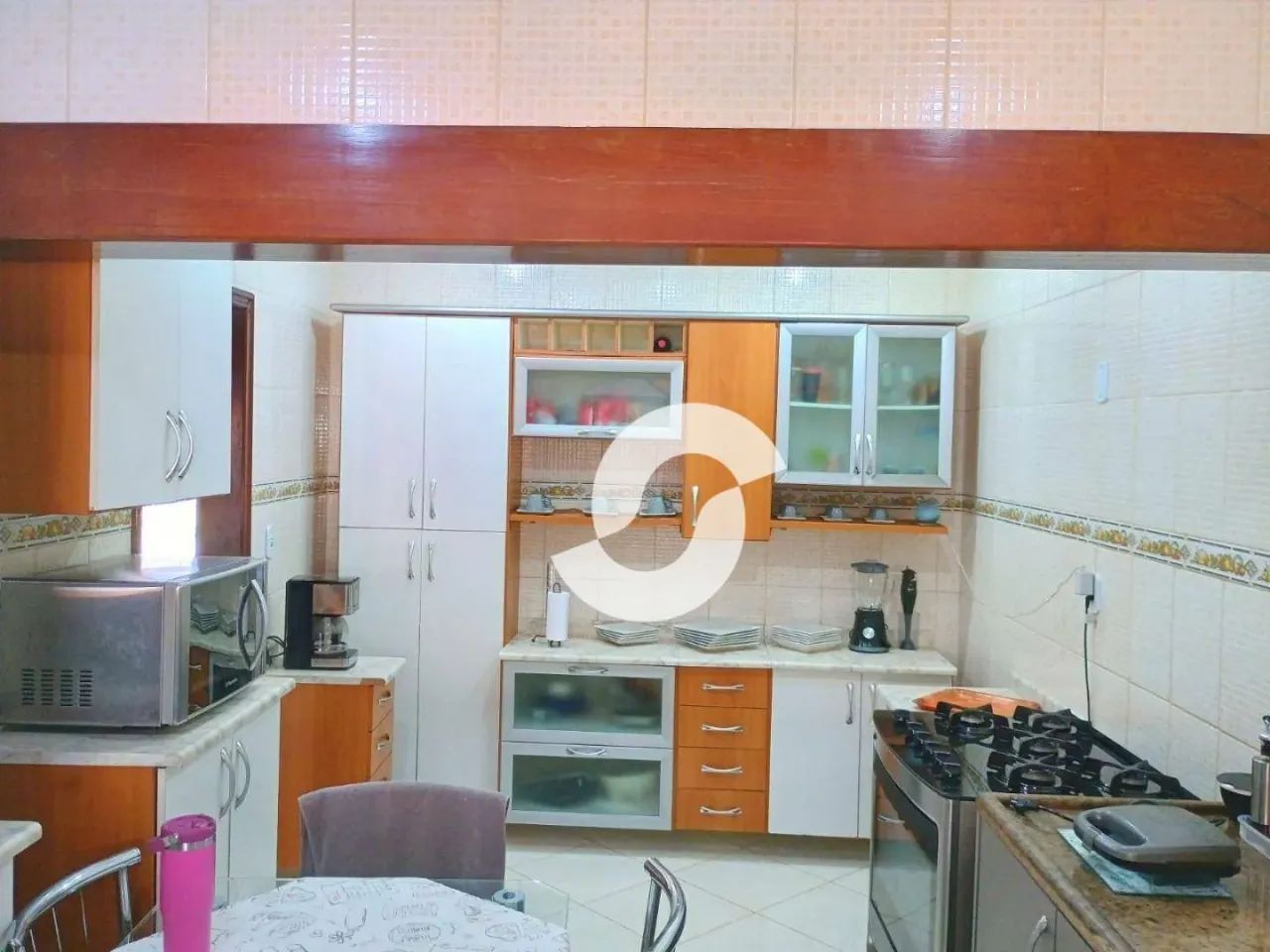 Ótima casa com lazer duas quadras do centro. - Foto 4